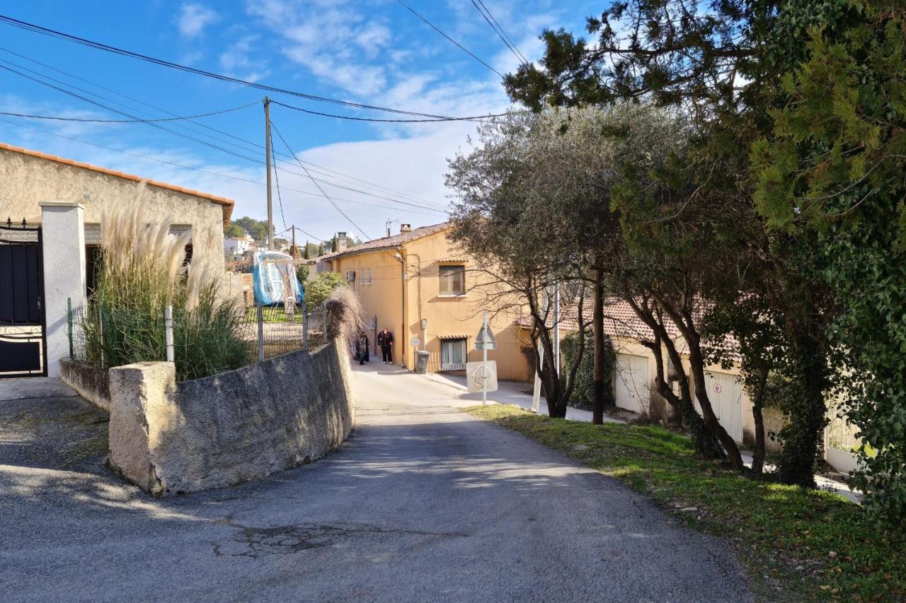 Apartamento Splendid Studio With Ac And Terrace - Dodo Et Tartine Peypin Exterior foto